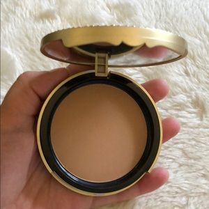 Bronzer